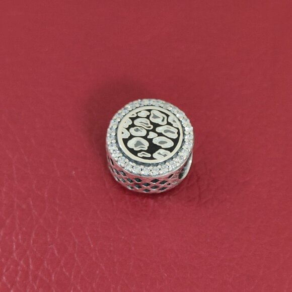 Pandora Black Leopard Print Exclusive Bead Charm S925 Silver with box - Picture 3 of 8